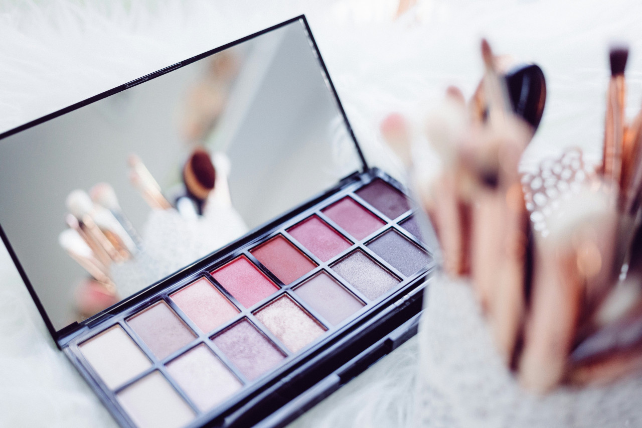 Maquillaje. Foto: Unsplash.