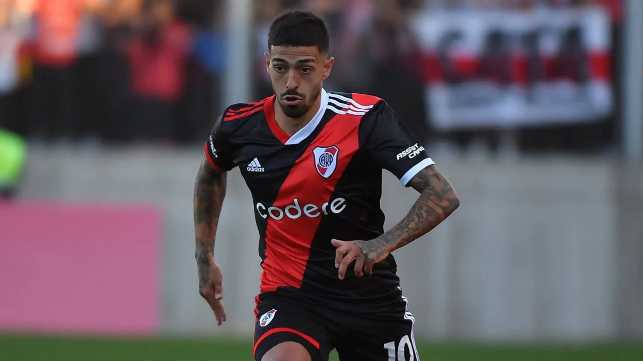 Manuel Lanzini se perderá los próximos partidos de River Plate. Foto: NA