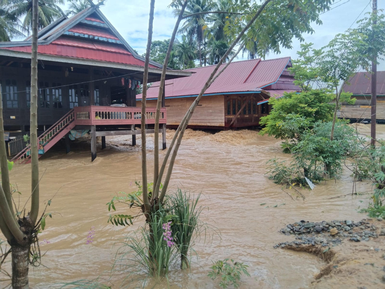 Inundaciones en Indonesia. Foto: EFE