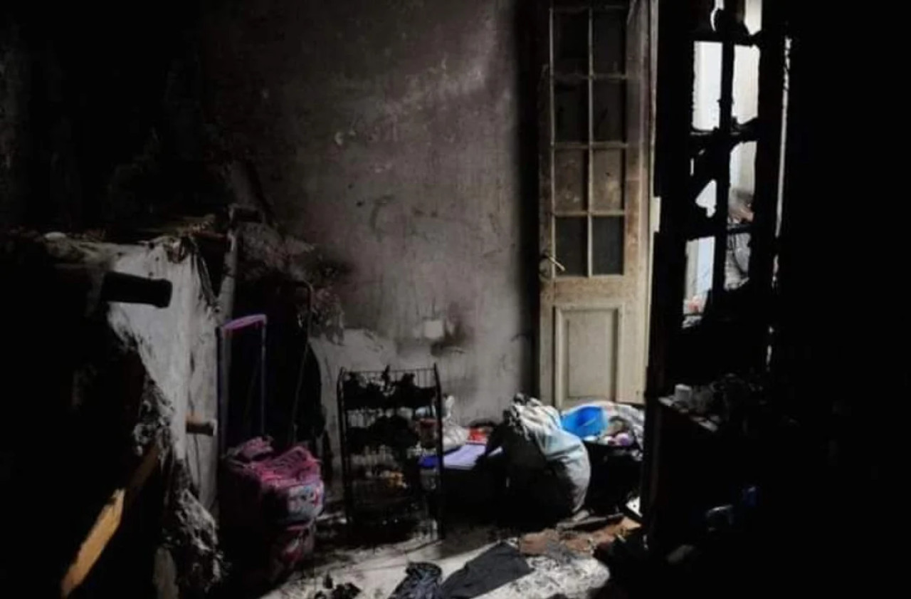 Así quedó la habitación tras el incendio. Foto: NA.