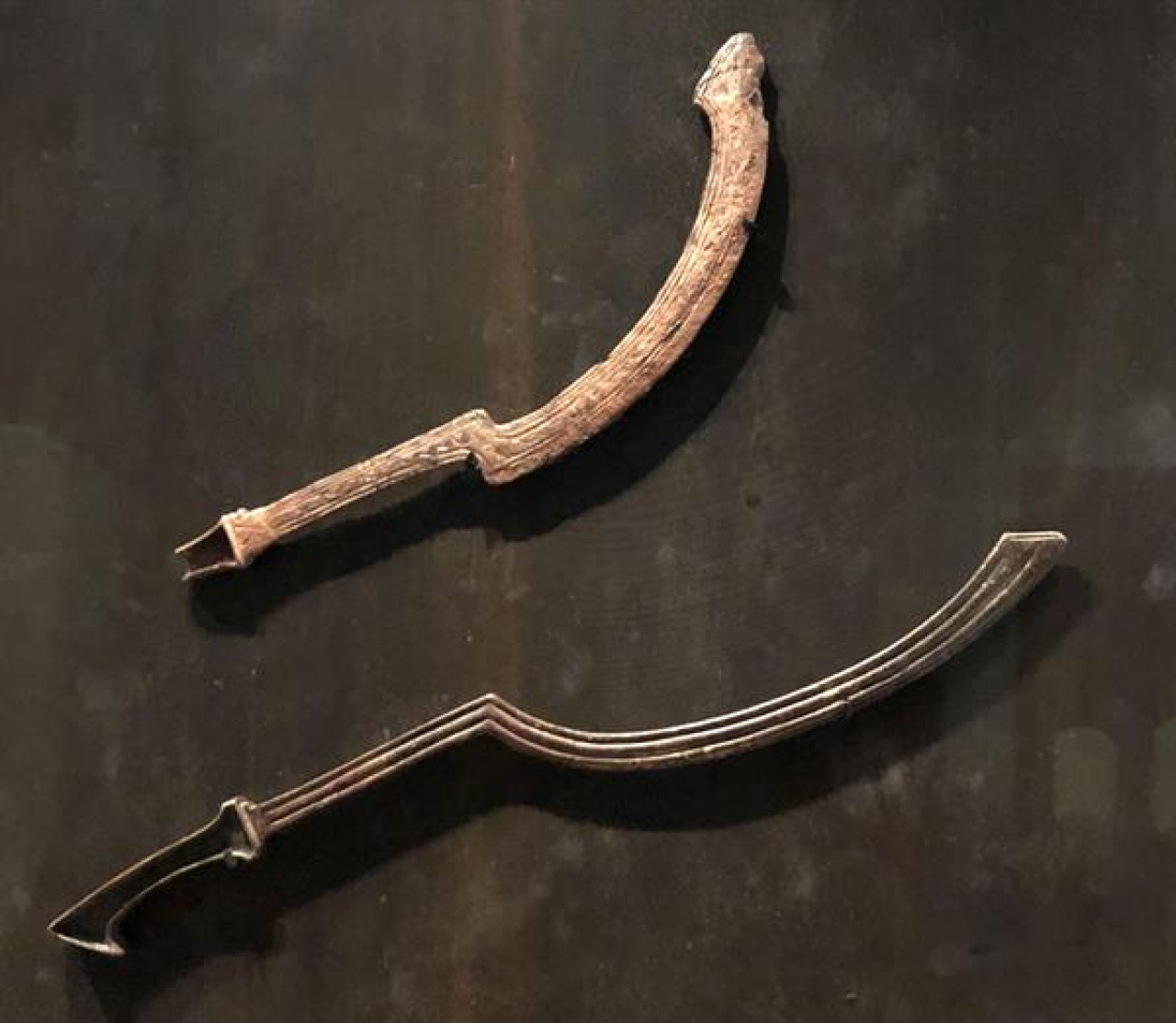 La espada que permitió comprender que hacían con los cadáveres de guerreros egipcios. Foto: EFE