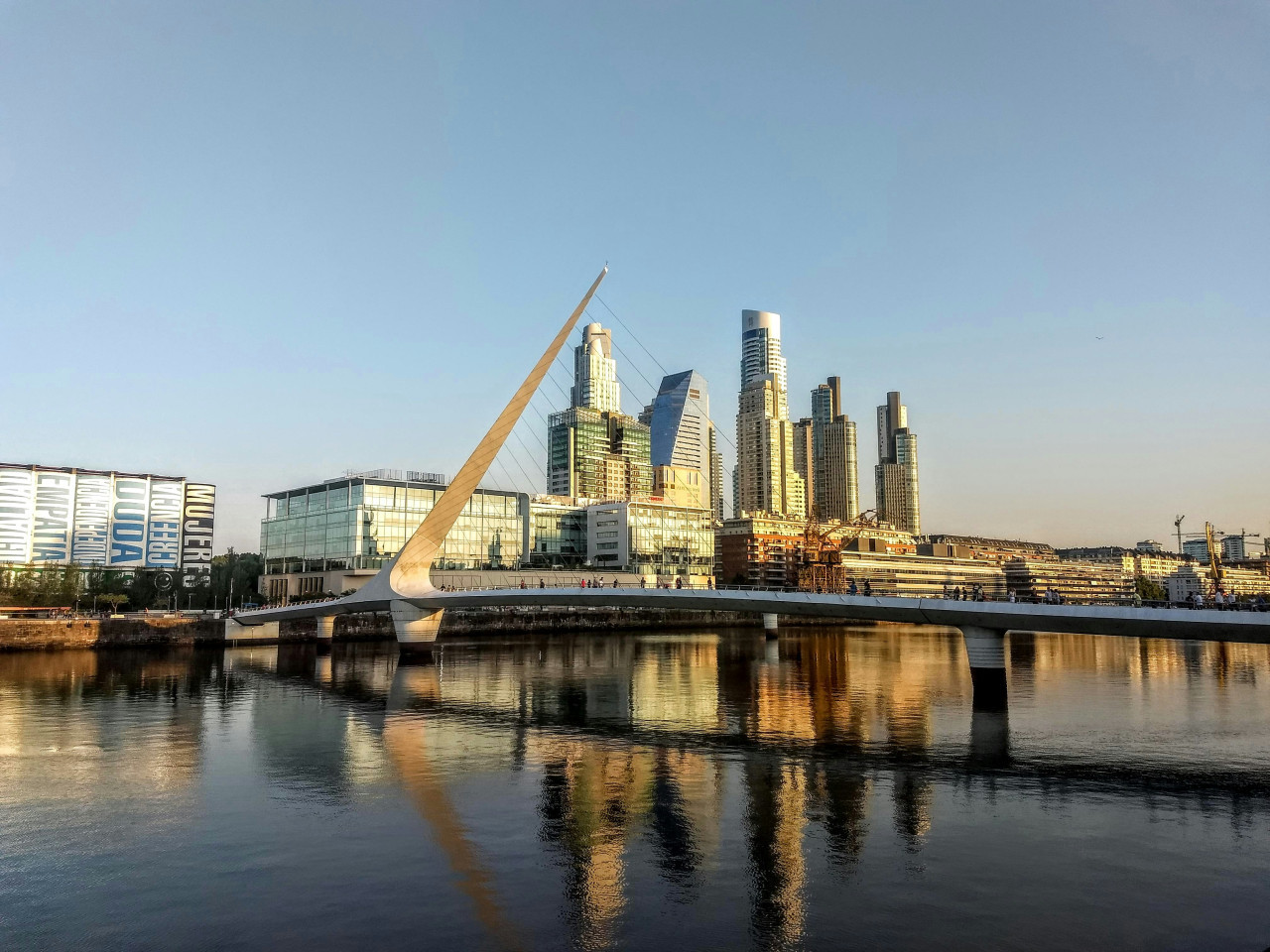 Puerto Madero, Buenos Aires. Foto: Unsplash