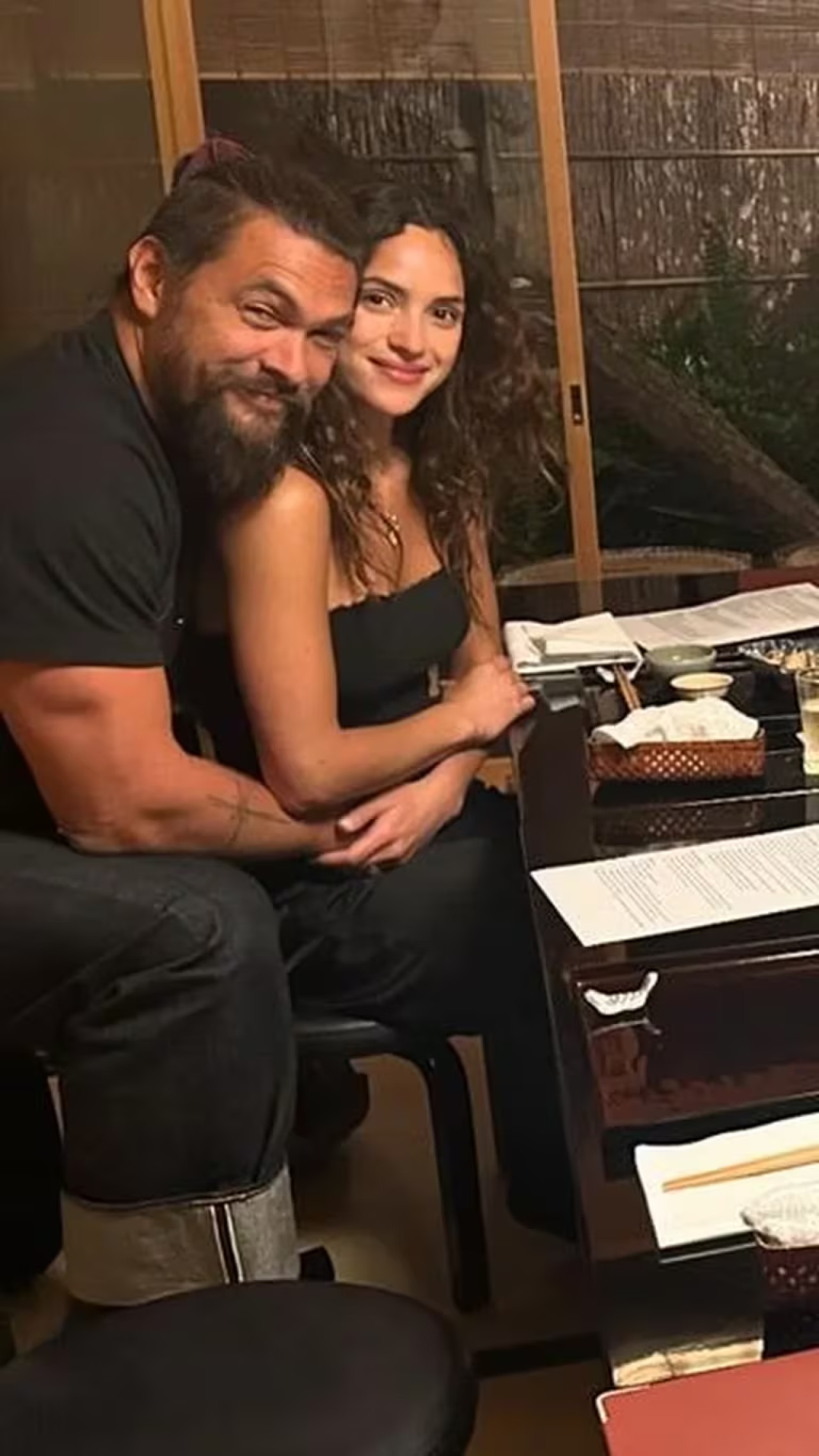 Adria Arjona y Jason Momoa. Foto: Instagram