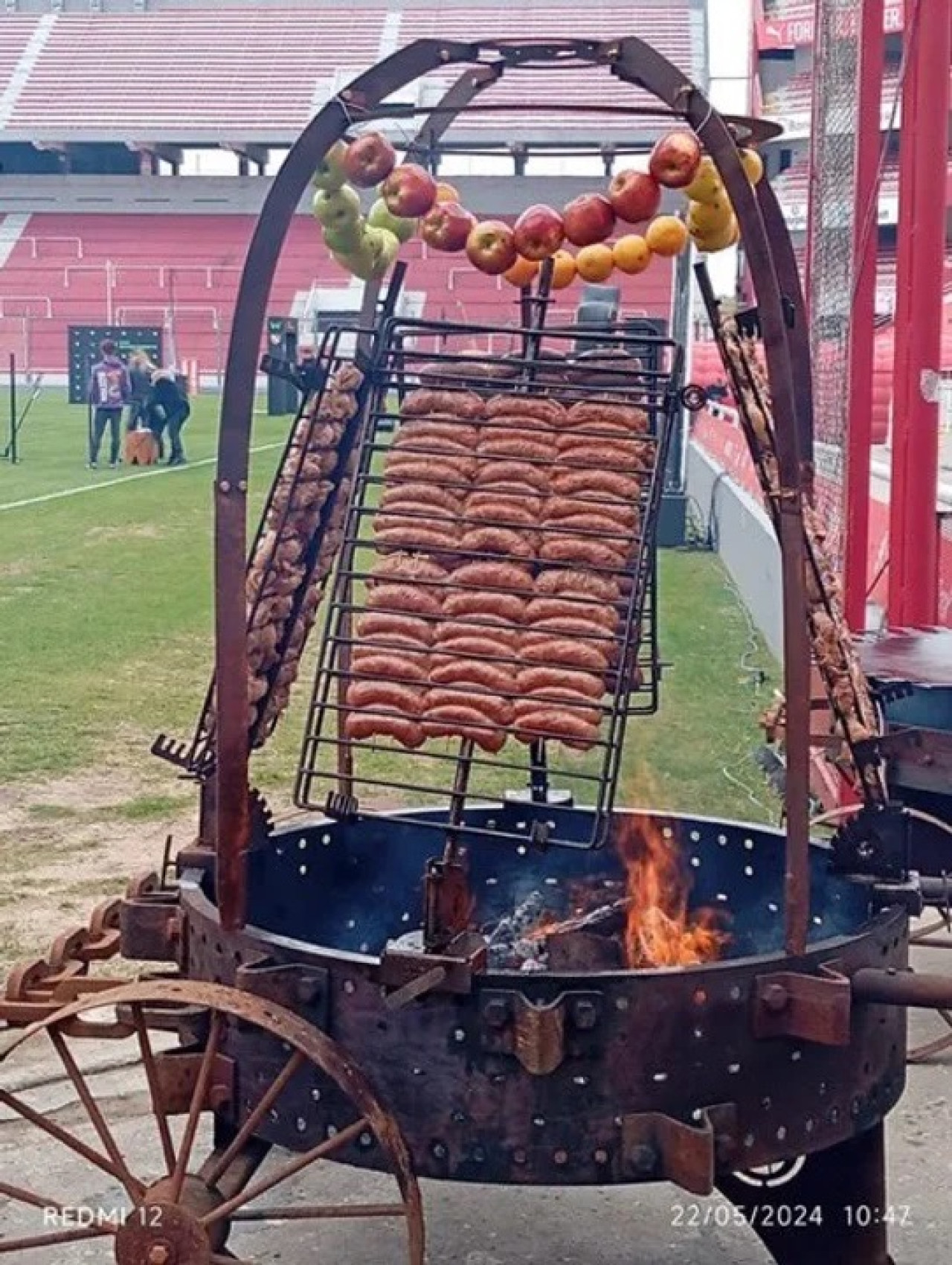 Asado en el Libertadores de América - Ricardo Enrique Bochini de Independiente. Foto: NA.