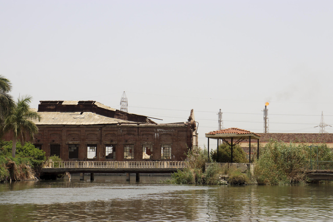 La "Venecia de Egipto" se desvanece por la contaminación y proyectos industriales. Foto: EFE.