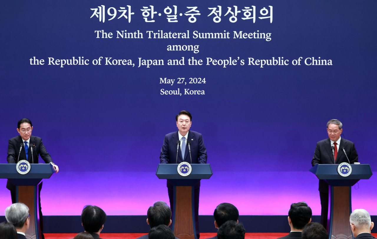 Reunión trilateral entre Japón, Corea del Sur y China. Foto: EFE