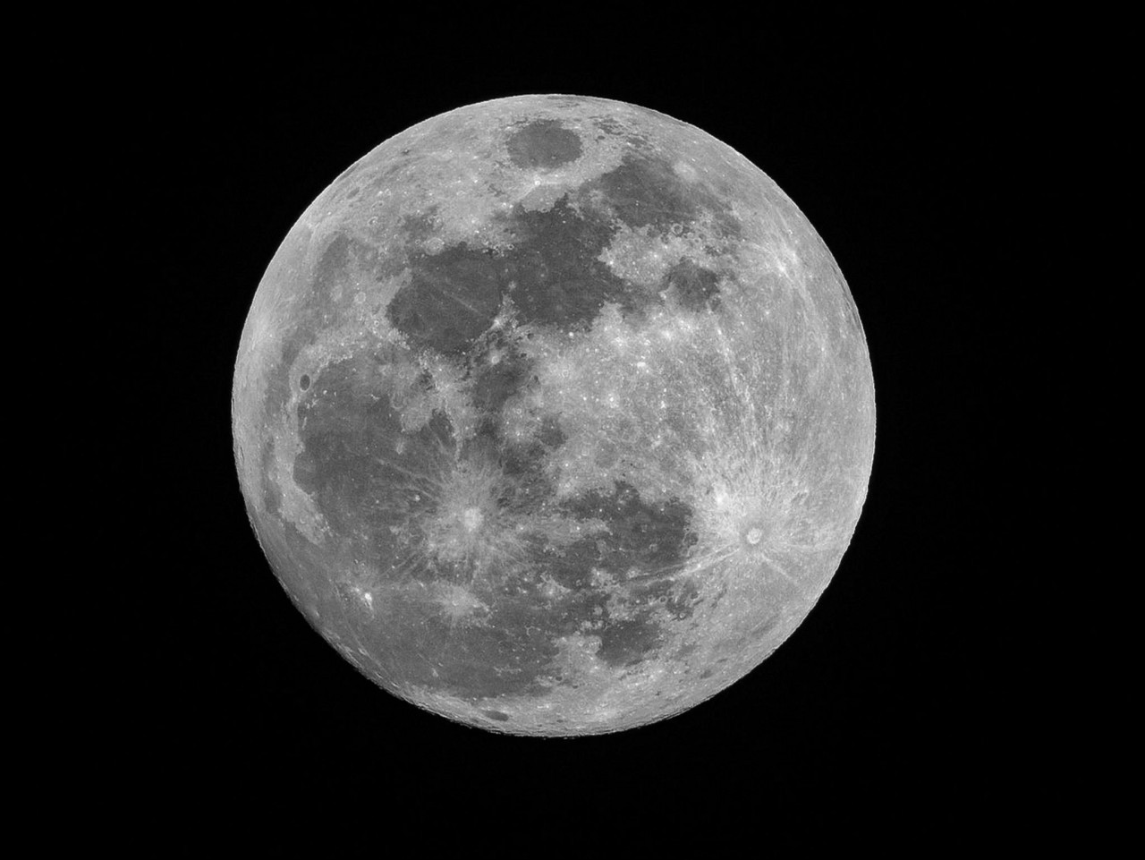 La Luna. Foto: Unsplash.