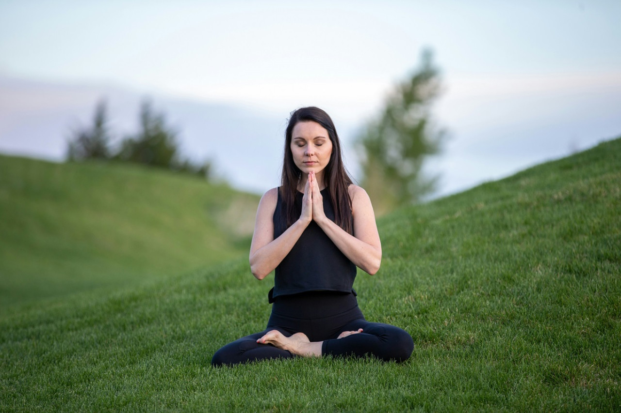 Meditación; yoga. Foto: Unsplash.