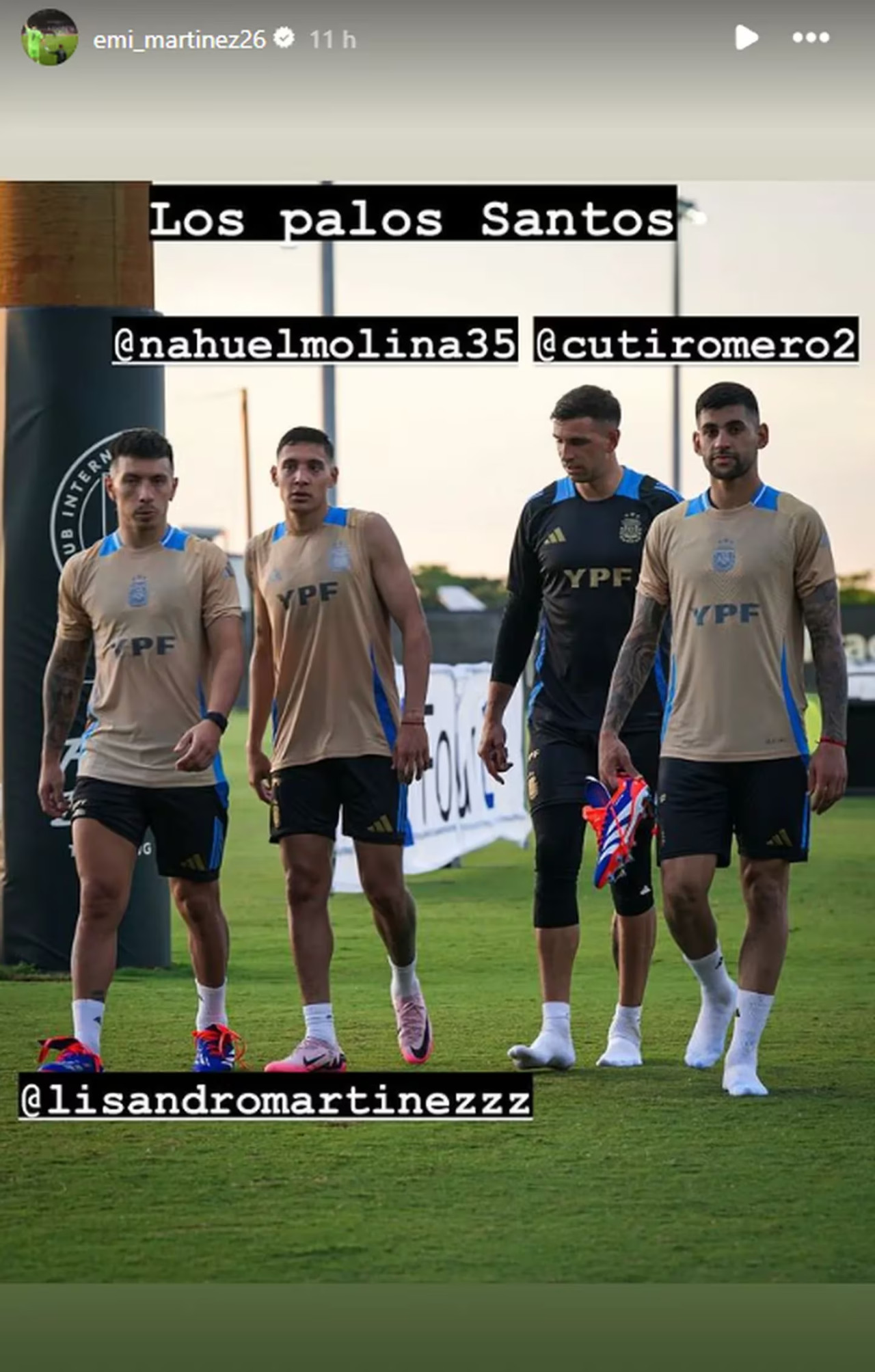 La historia del Dibu Martínez junto a Nahuel Molina, Cristian Romero y Lisandro Martínez. Foto: Instagram.