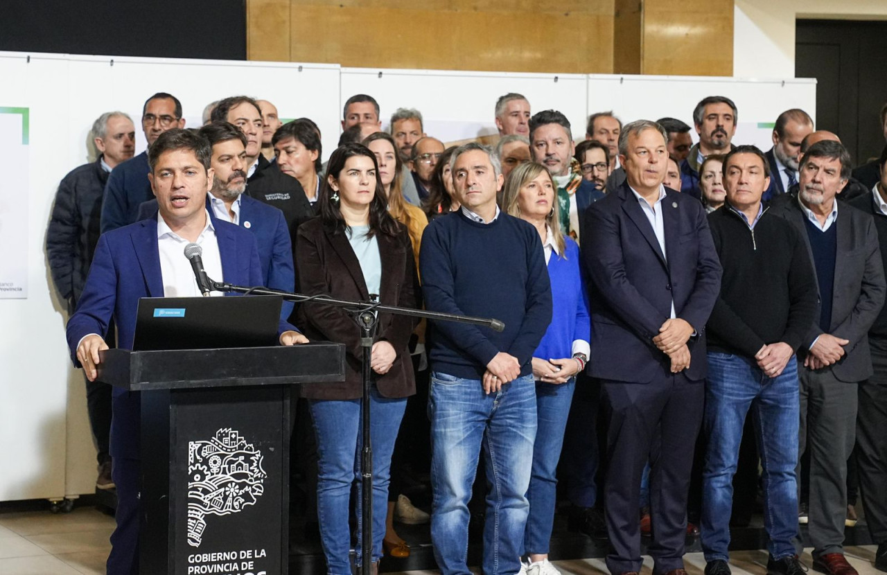 Intendentes y ministros se reunieron para la firma de un Petitorio dirigido al Estado Nacional.