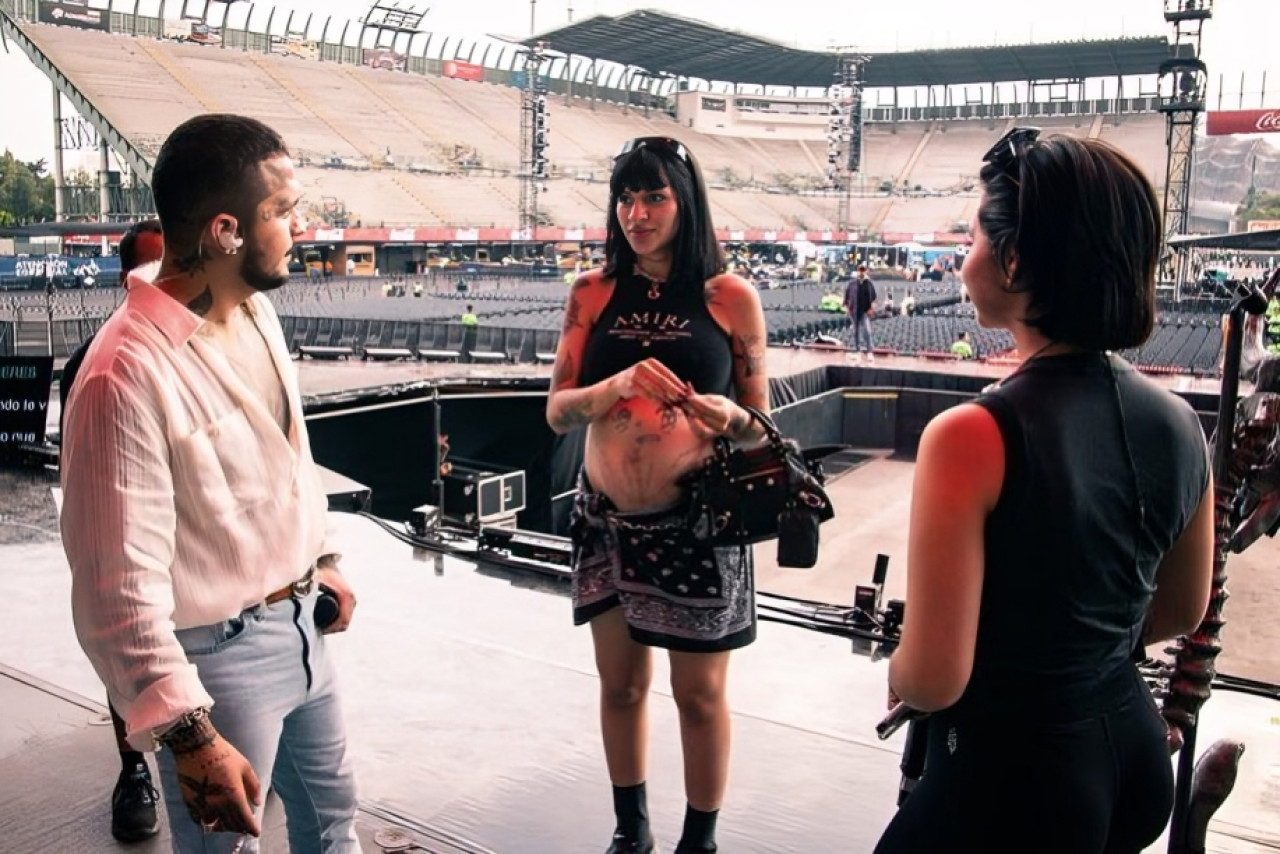 Christian Nodal, Cazzu y Ángela Aguilar. Foto: Instagram.