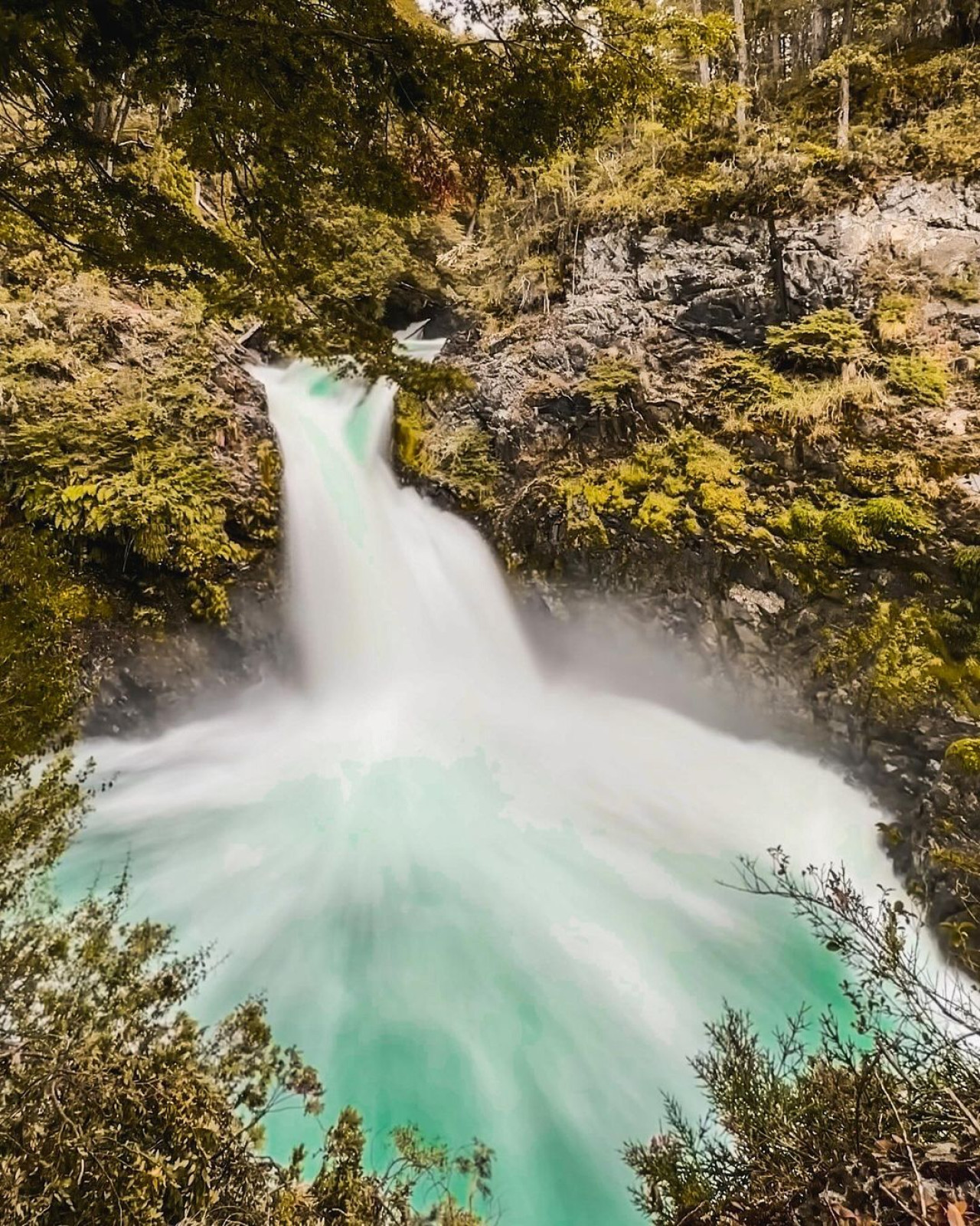 Cascada Los Alerces. Foto Instagram @ojo.digital.