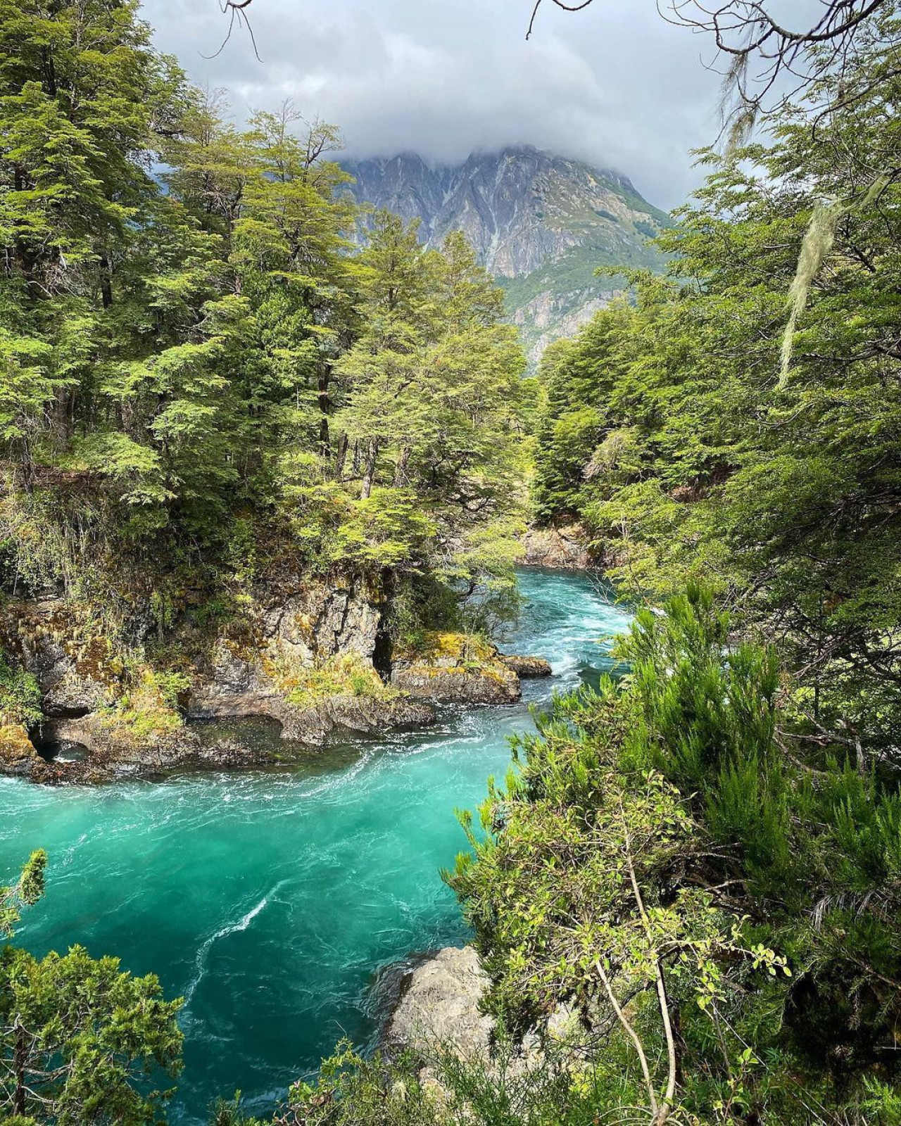 Cascada Los Alerces. Foto @tripinargentina.