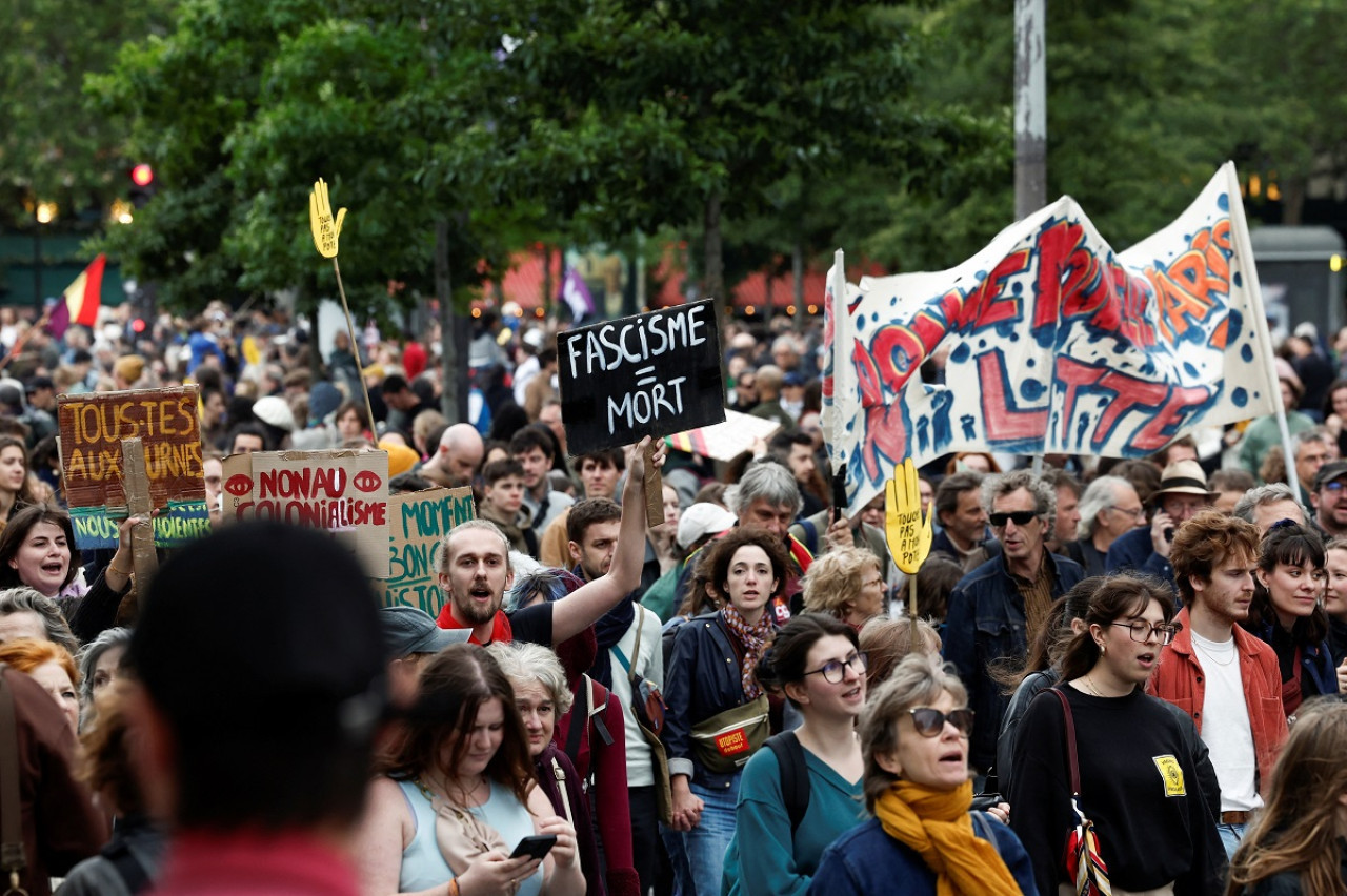 Manifestaciones en Francia contra la extrema derecha. Foto: Reuters.