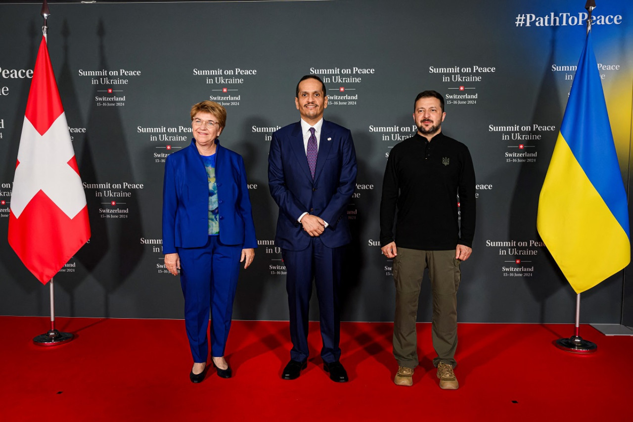 Mohamed bin Abdulrahman (medio) en la Cumbre de la Paz en Suiza. Foto: Reuters.