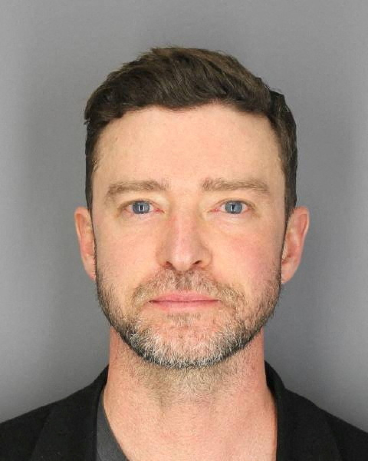 Foto policial de Justin Timberlake después de ser arrestado por manejar alcoholizado. Foto: Reuters.