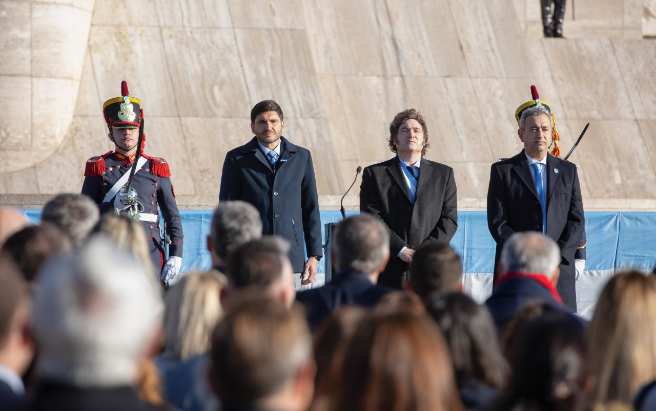 Javier Milei en el acto del día de la Bandera en Rosario. Foto: NA.