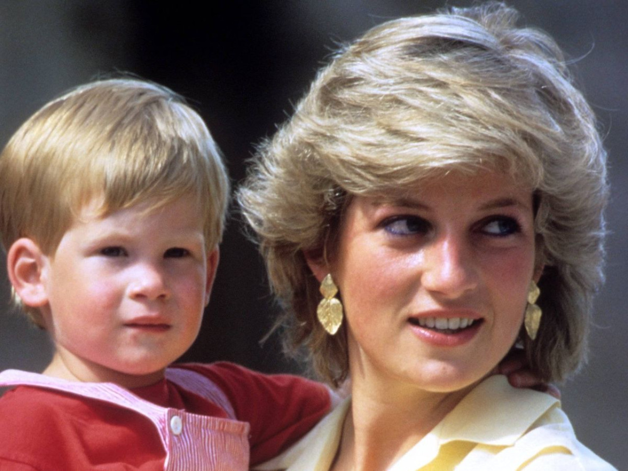 El príncipe Harry y su madre, Lady Diana. Foto: Archivo.