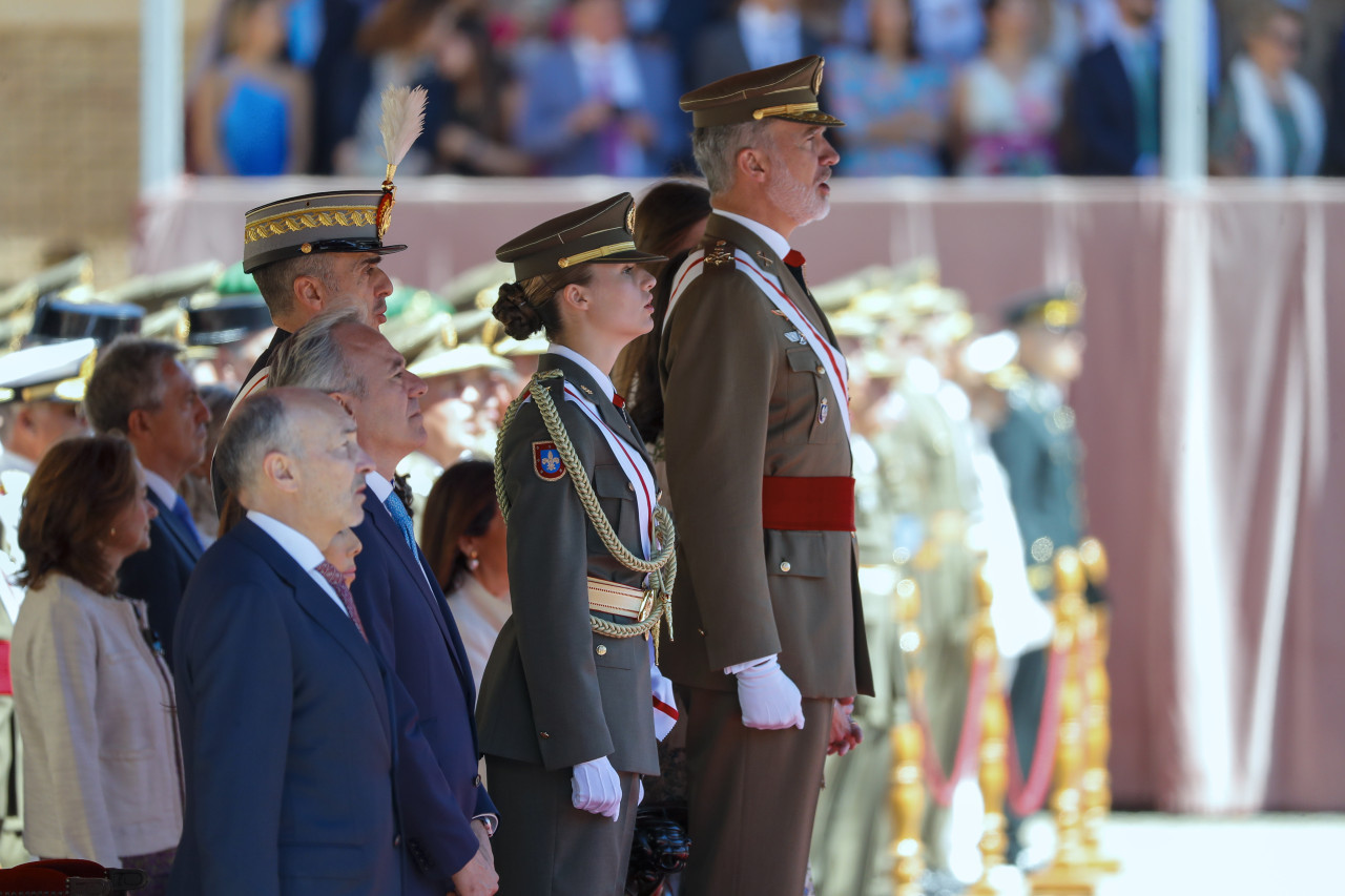 Princesa Leonor y el rey Felipe VI Fuente: EFE