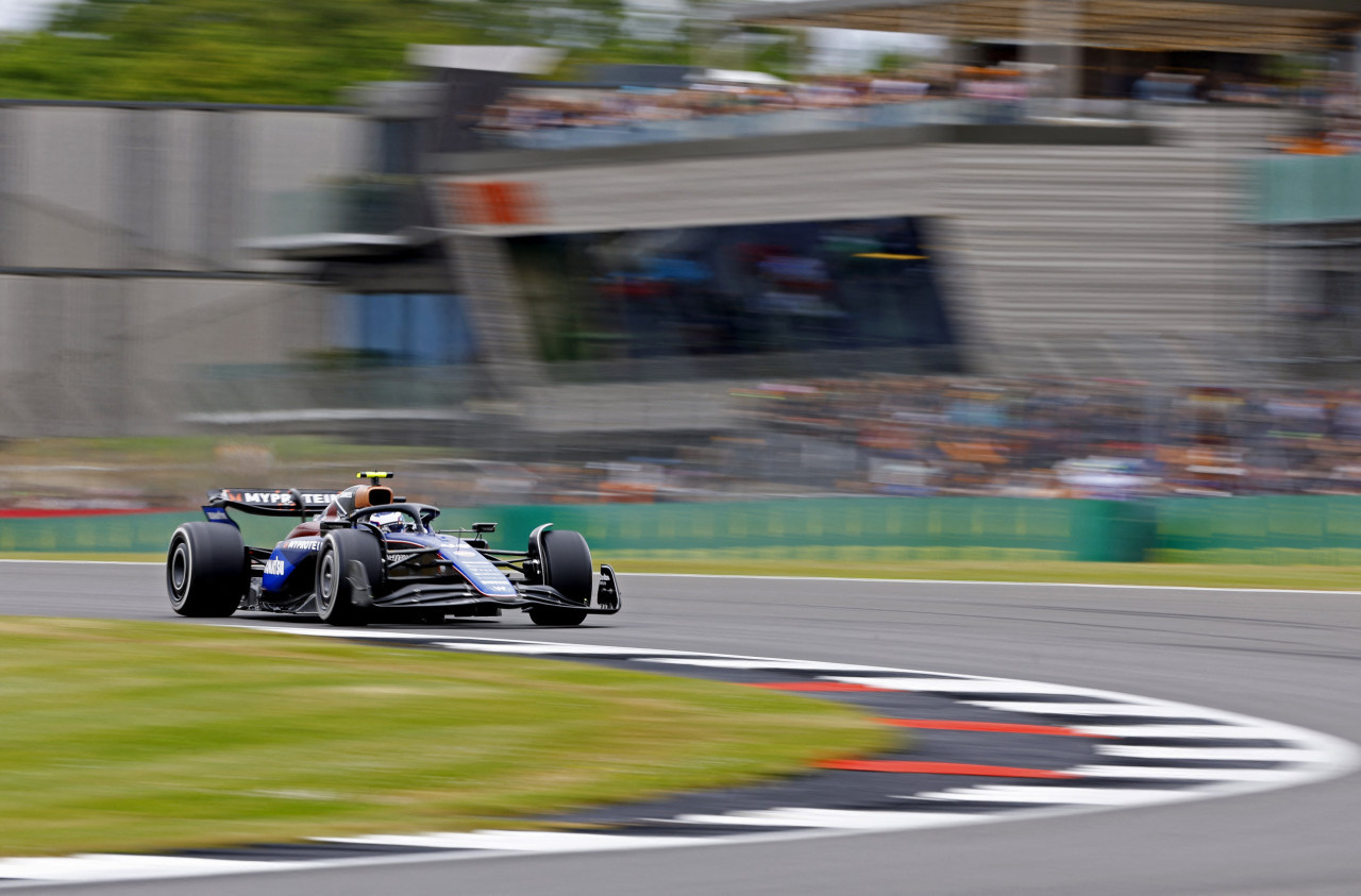 Franco Colapinto arriba de un Williams de Fórmula 1. Foto: Reuters.