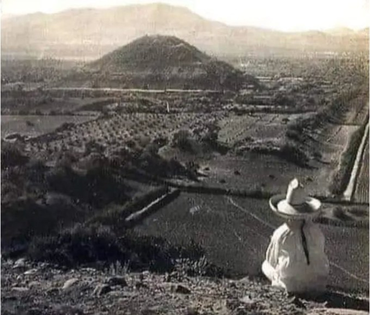 Pirámide del Sol en Teotihuacan. Foto X.