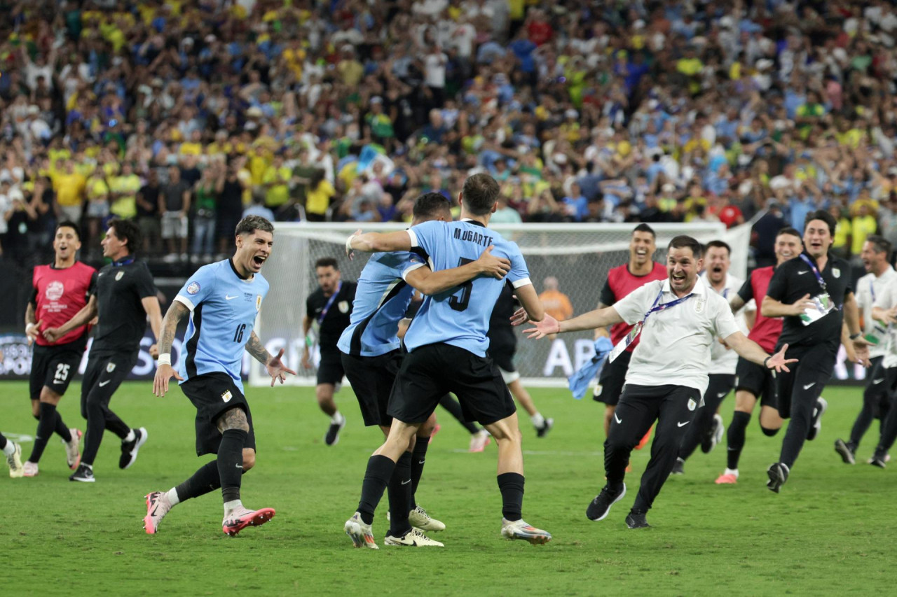 Copa América 2024: Uruguay venció a Brasil por penales y enfrentará a Colombia en las semifinales. EFE