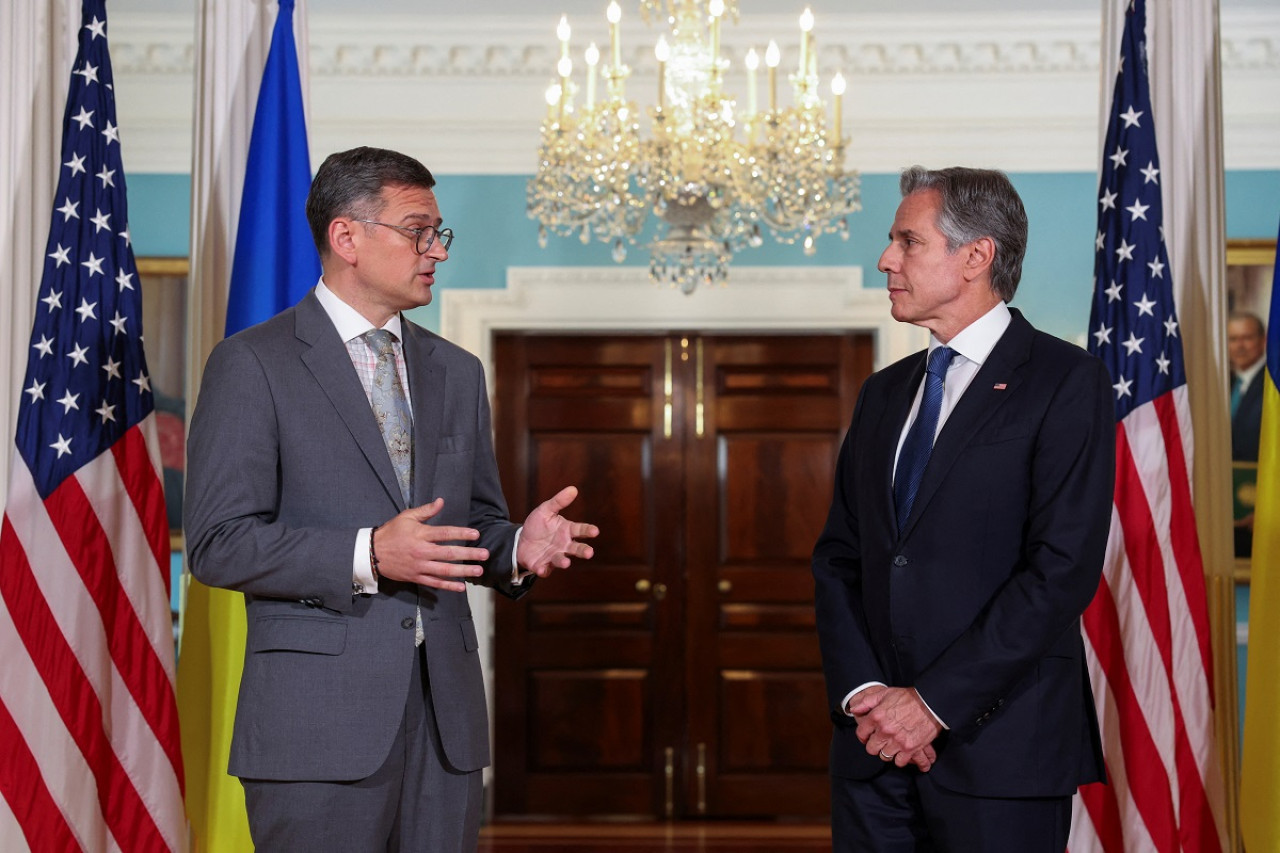 Dmitró Kuleba y Antony Blinken en Washington. Foto: Reuters.