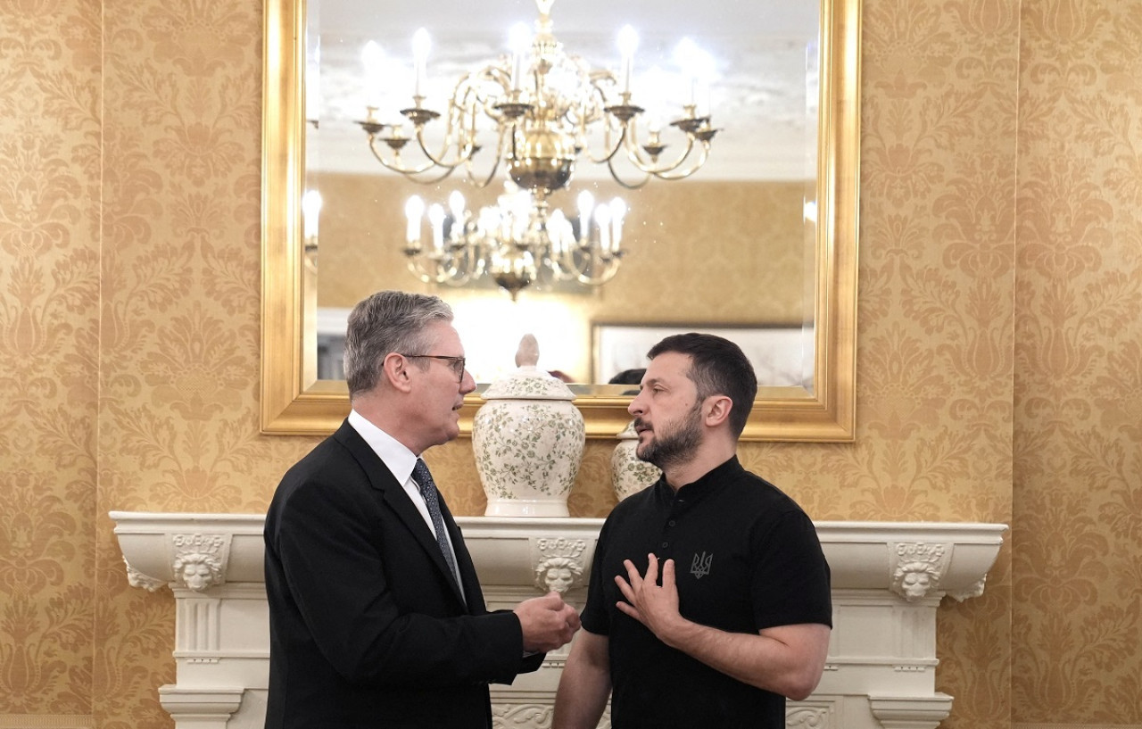 Keir Starmer y Volodímir Zelenski. Foto: Reuters.