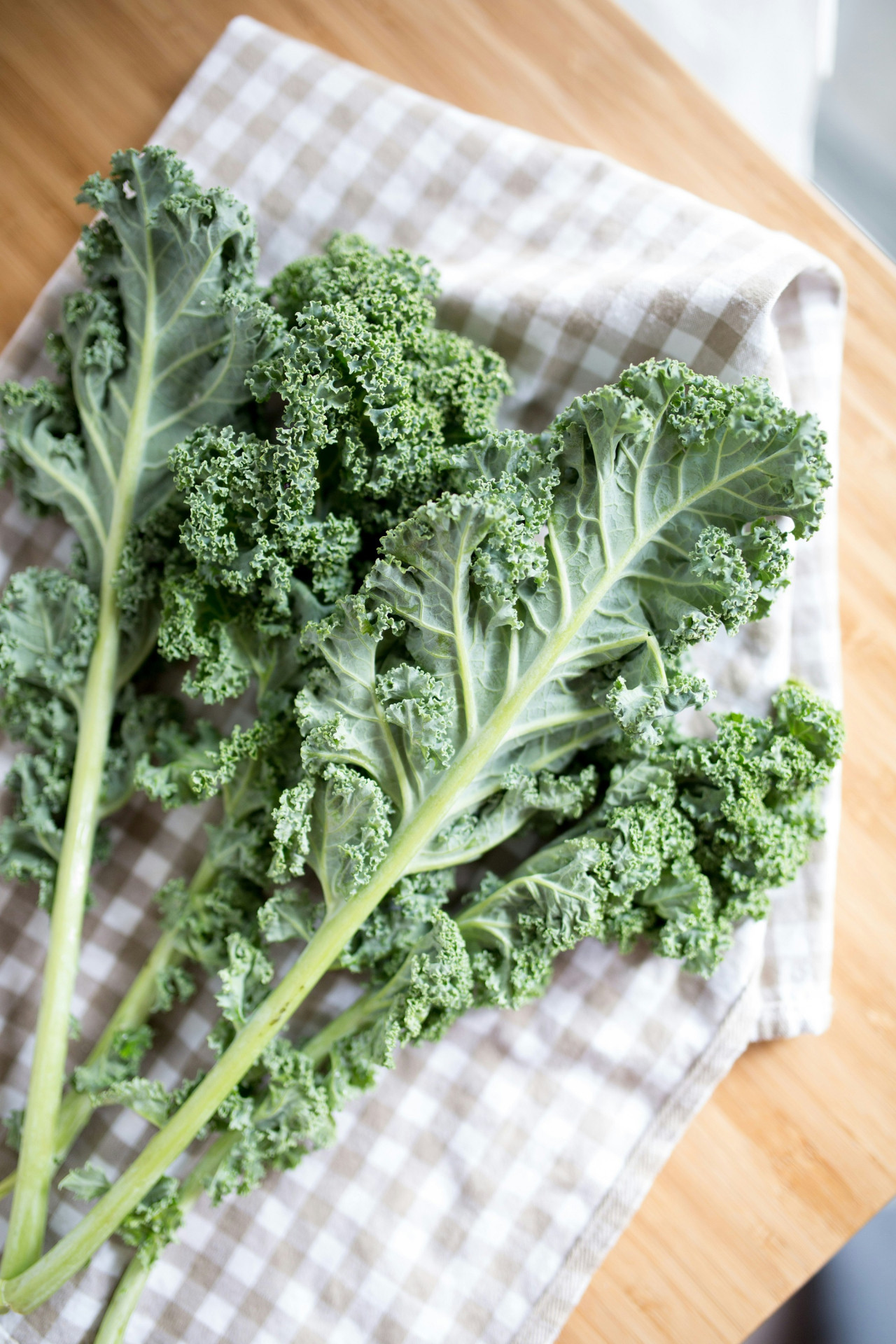 Kale, verduras, salud. Foto Unsplash.