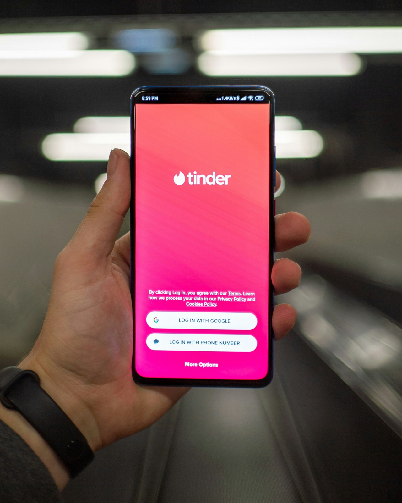 Aplicaciones de citas, Tinder. Foto Unsplash.