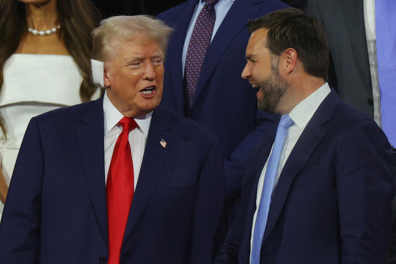 Donald Trump junto a J.D. Vance. Foto: Reuters.