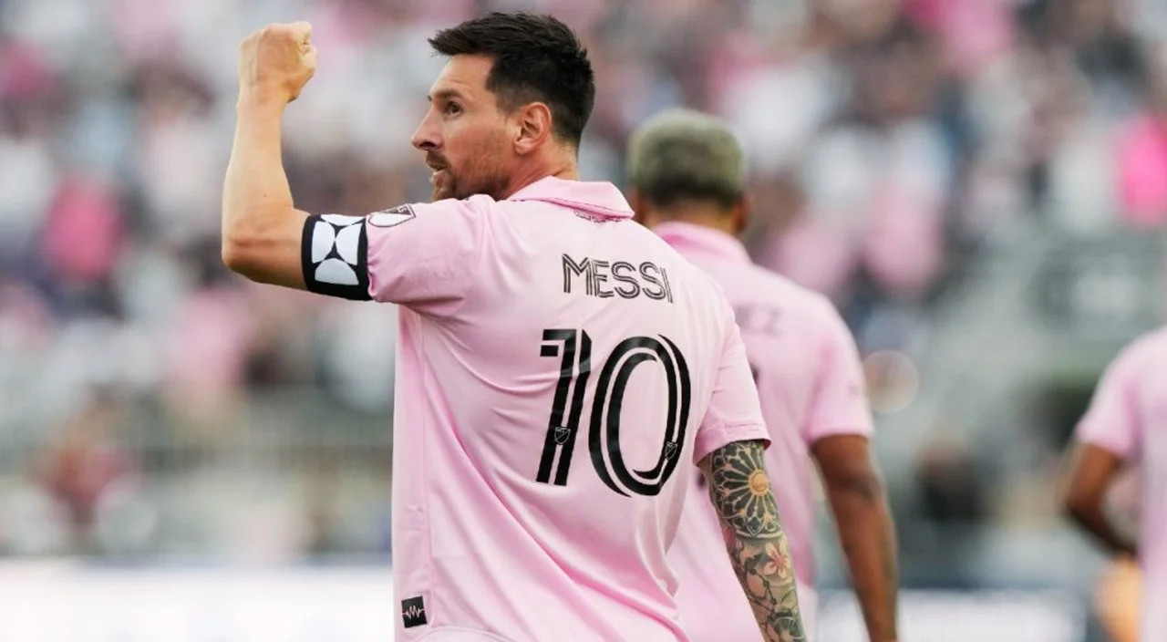 Lionel Messi presente en el Chase Stadium. Foto: NA.