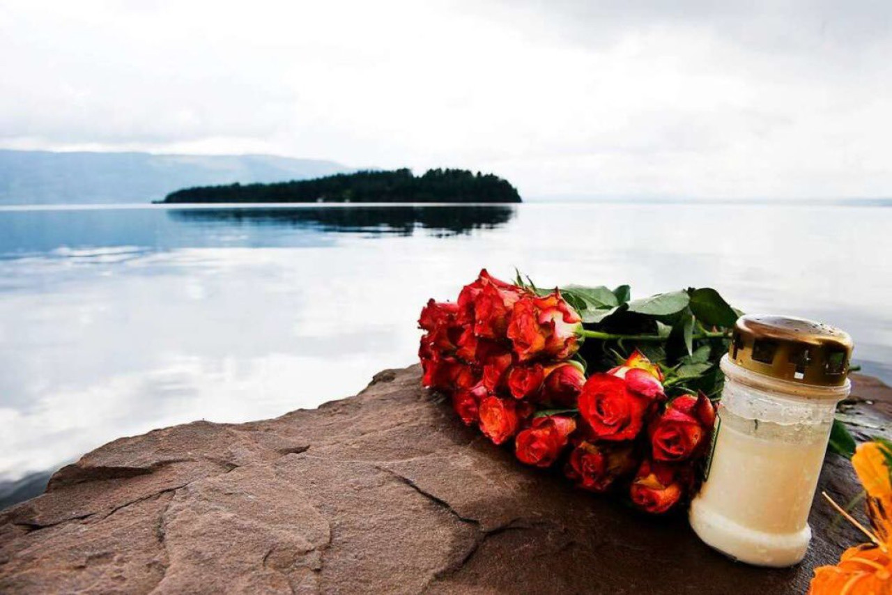 Se conmemoran 13 años de los atentados en Noruega. Foto X.