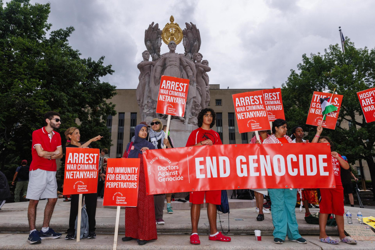 Los manifestantes frente al Capitolio, en Washington. Foto: EFE.