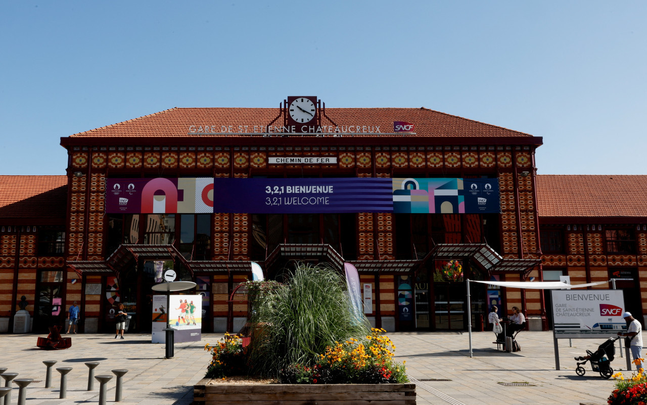 La estación de Saint-Etienne, afectada por el ataque. Foto: Reuters.