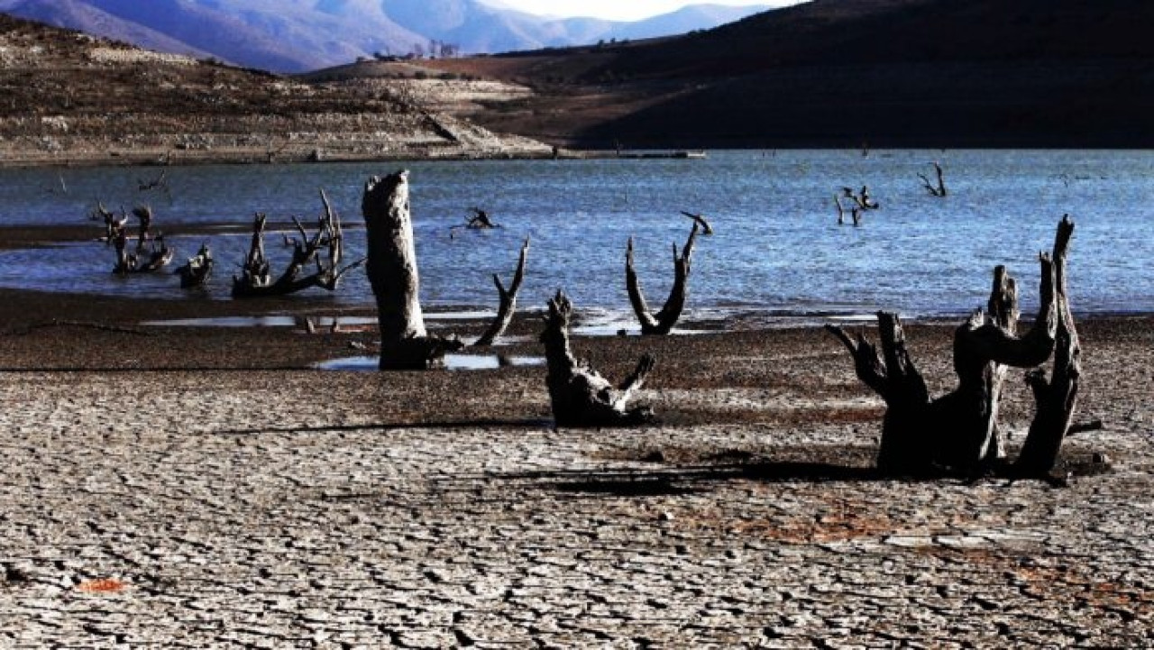 Crisis del agua en Chile. Fuente: Universidad de Chile.