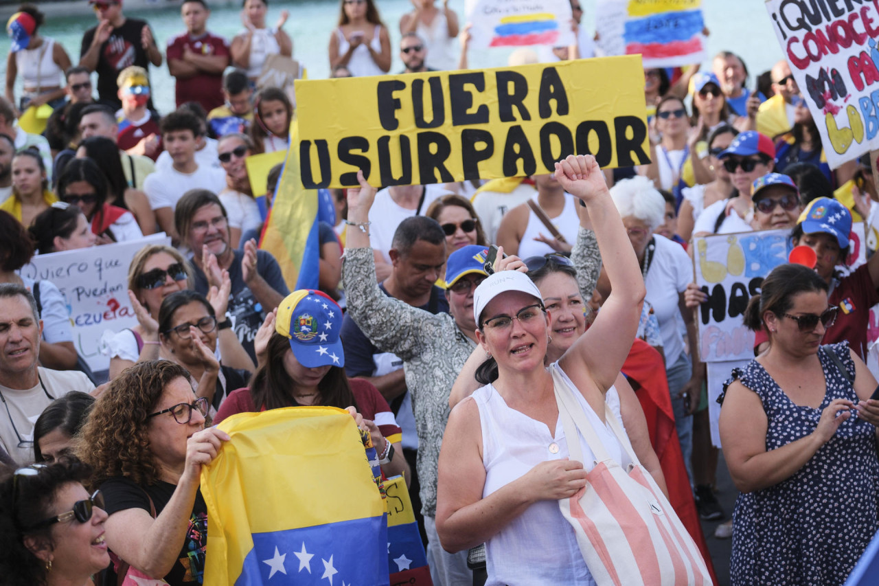 Venezolanos en España protestan contra el resultado de las elecciones. Foto: EFE