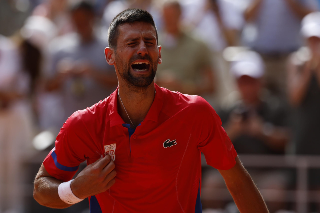 Djokovic tras ganar el oro en los Juegos Olímpicos. Foto: EFE.