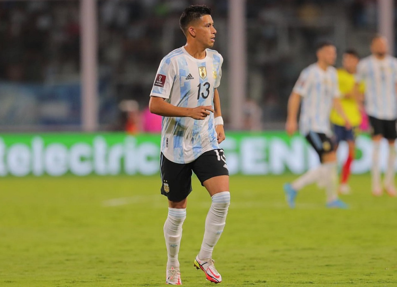 Maximiliano Meza en la Selección Argentina. Foto: Instagram @maximeza7.