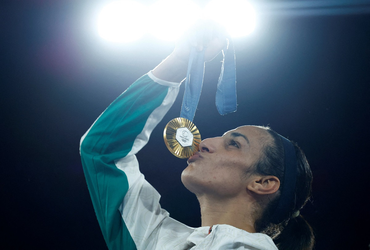 Imane Khelif, la boxeadora intergenero de Argelia. Foto: Reuters.