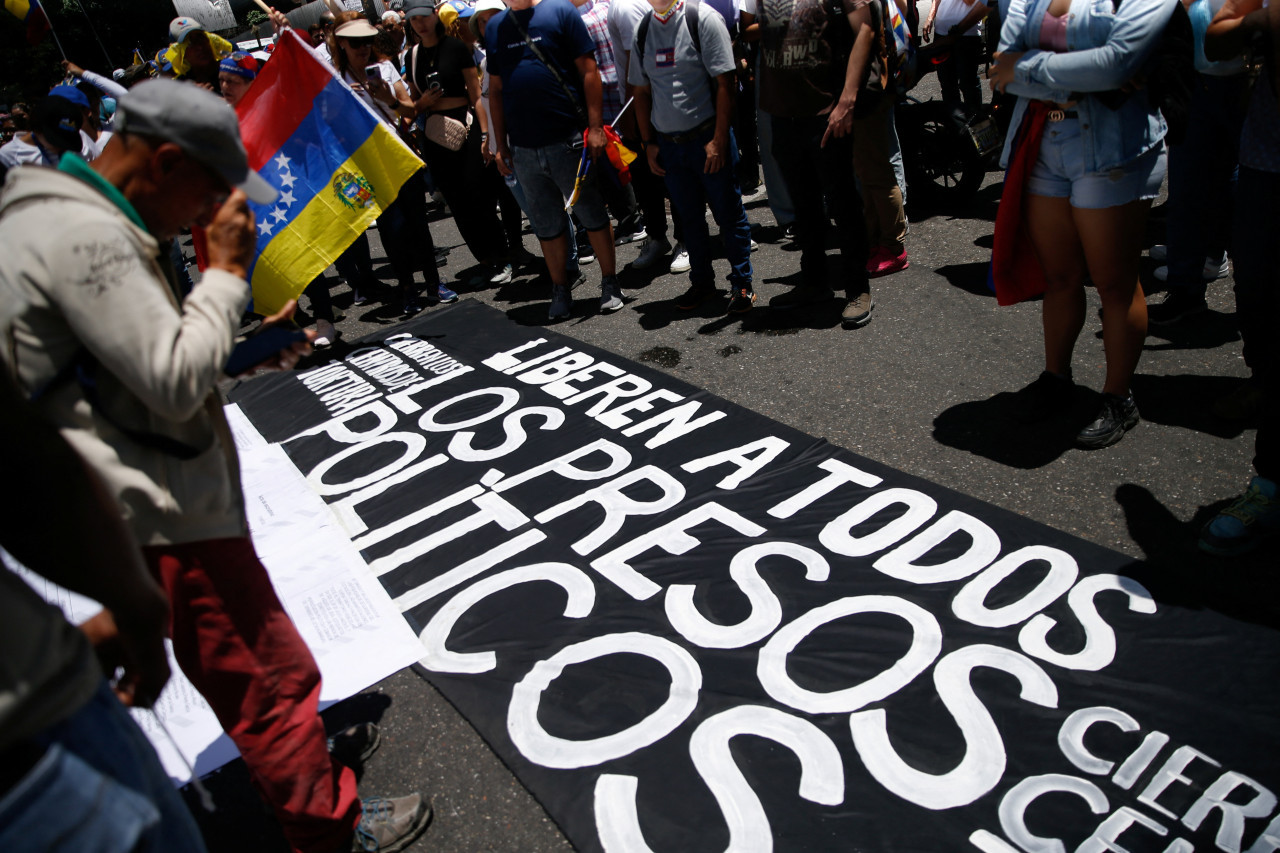 Marcha en Venezuela contra los resultados de las elecciones presidenciales. Foto: REUTERS.