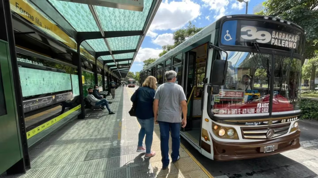 Colectivo, transporte público. Foto: Gobierno de la Ciudad