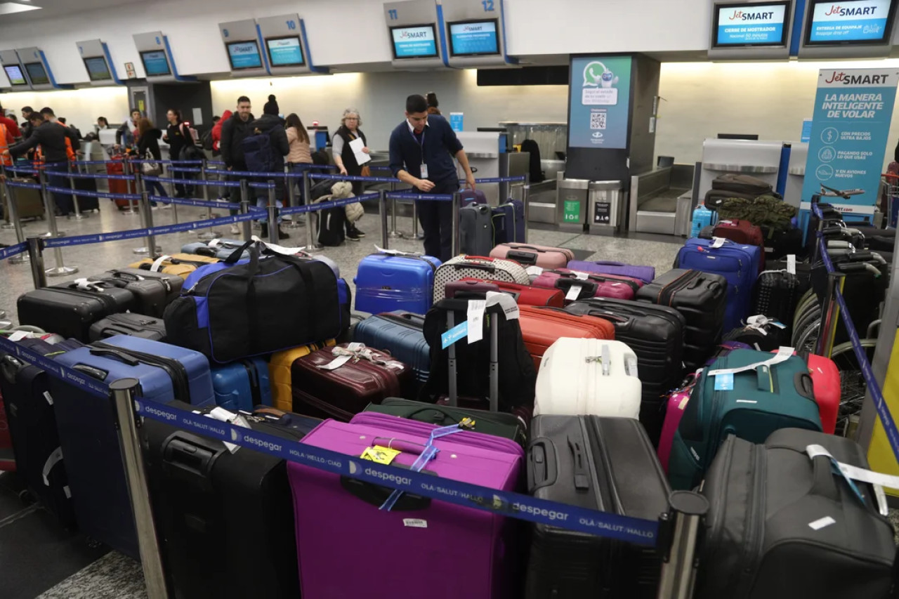 Demoras y cancelaciones de vuelos en Aeroparque. Foto: NA.