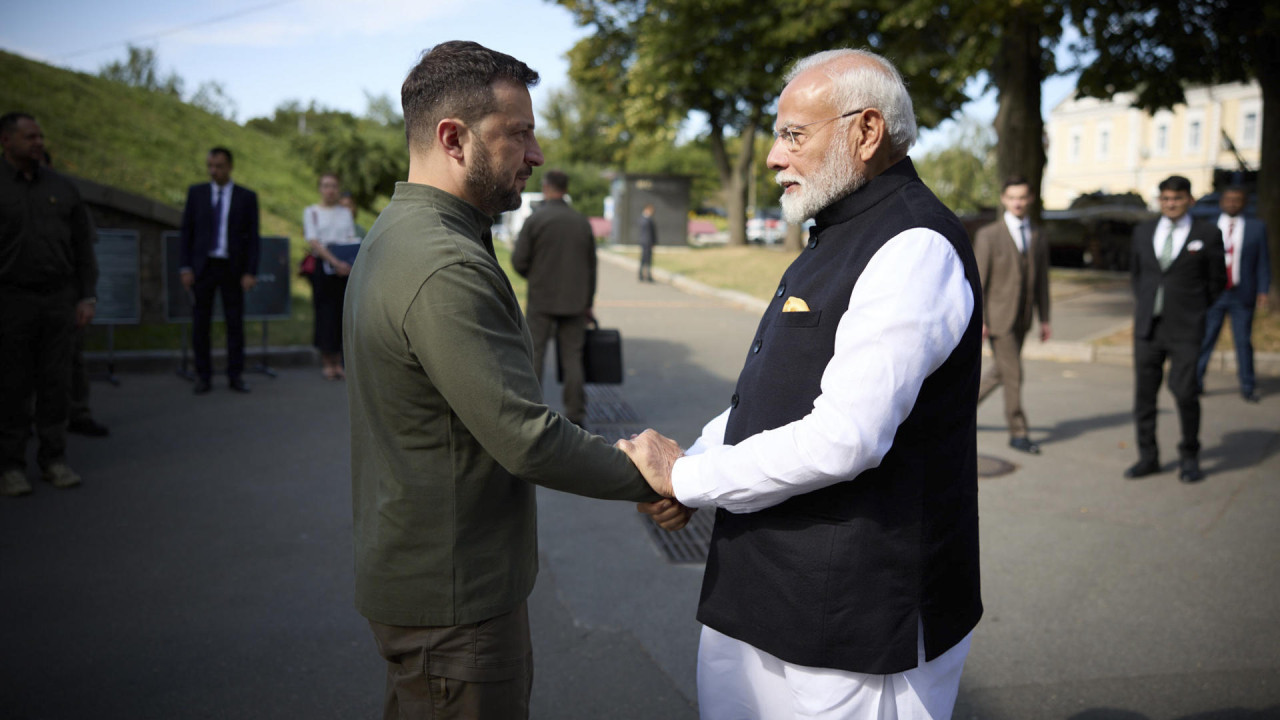 Narendra Modi y Volodimir Zelenski. Foto: EFE.