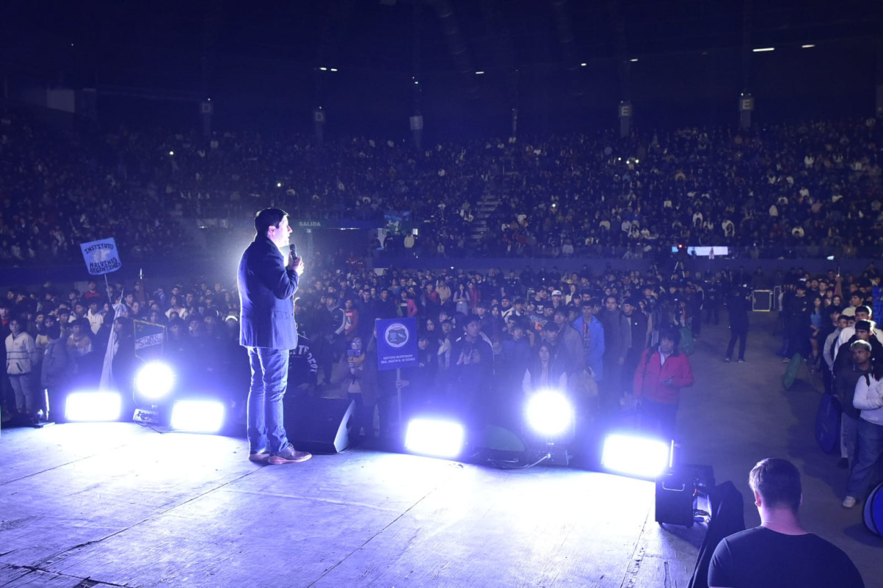 Se realizó la apertura de las Olimpíadas Malvinenses.