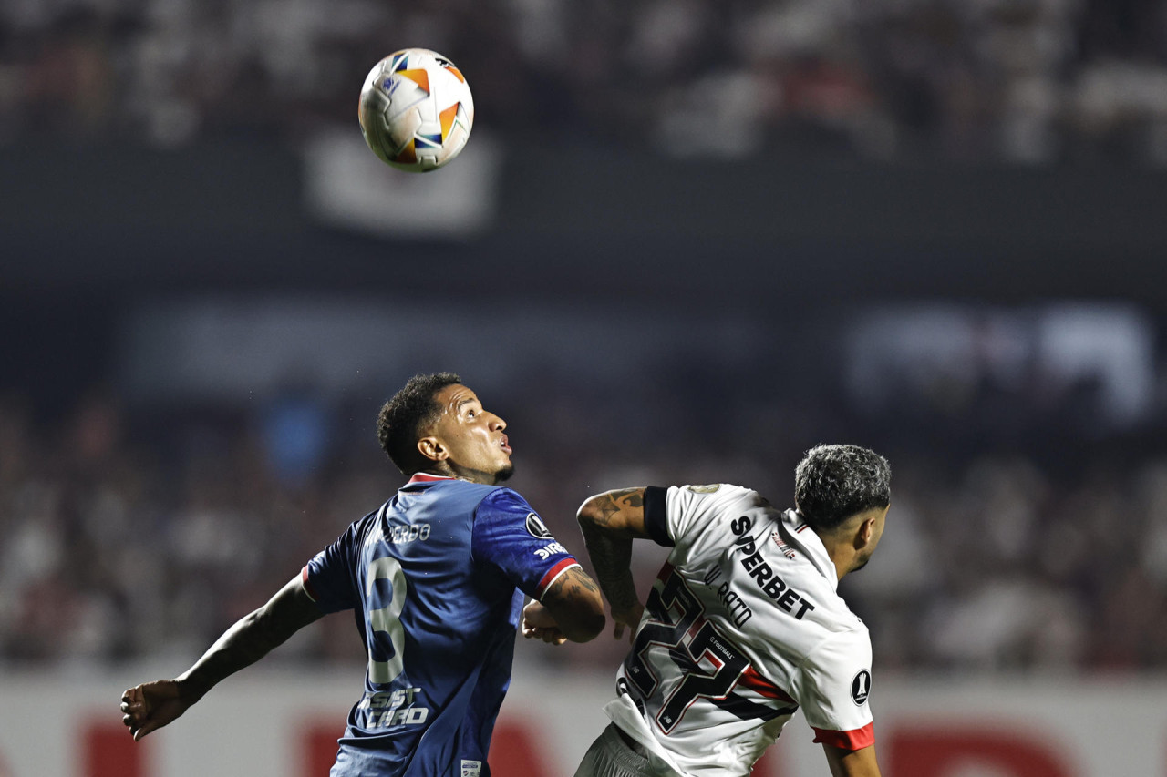 Juan Izquierdo en el último partido que jugó. Foto: EFE.