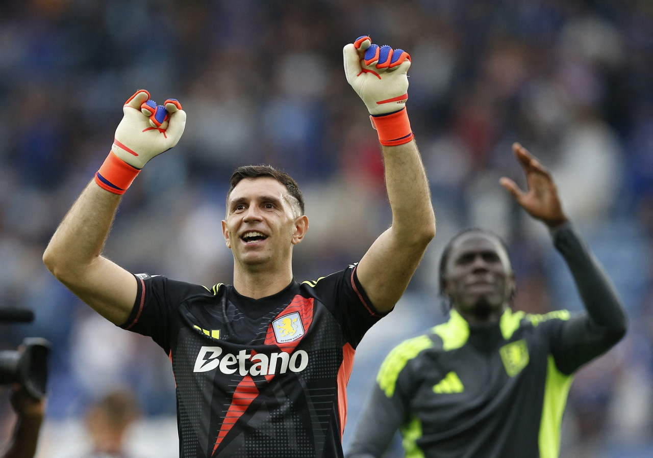 Emiliano Dibu Martínez, Aston Villa. Foto: Reuters