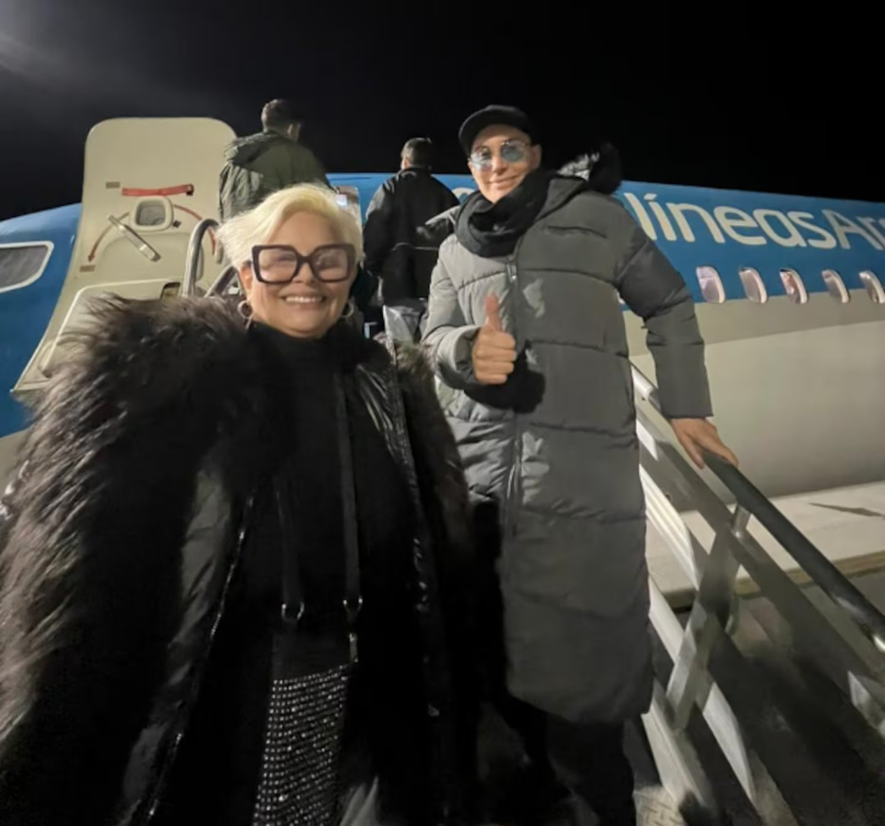 Marcelo Polino junto a Carmen Barbieri tras la amenaza de bomba. Foto: X  @MarceloPolino