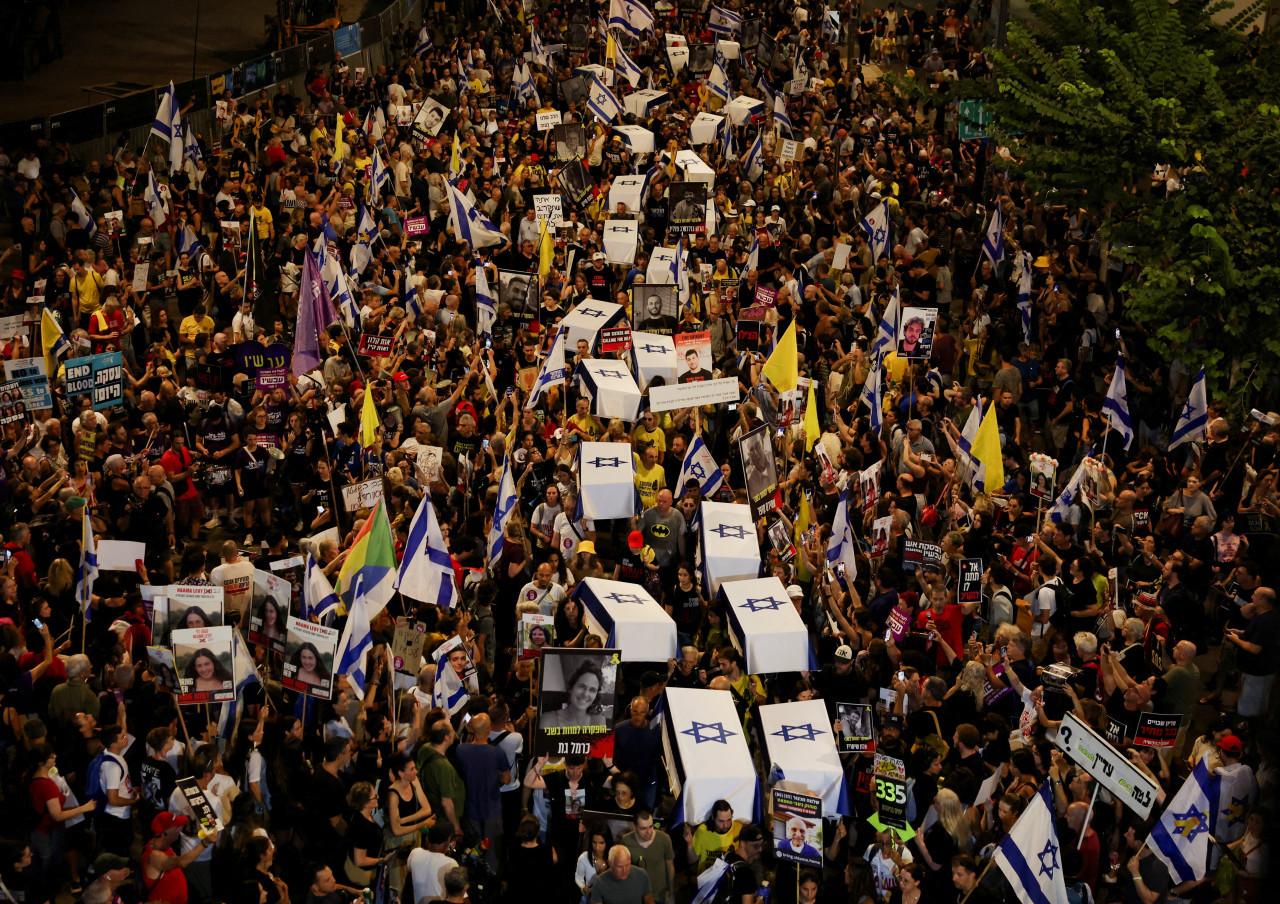 Protestas en Israel para exigir una tregua. Foto: Reuters