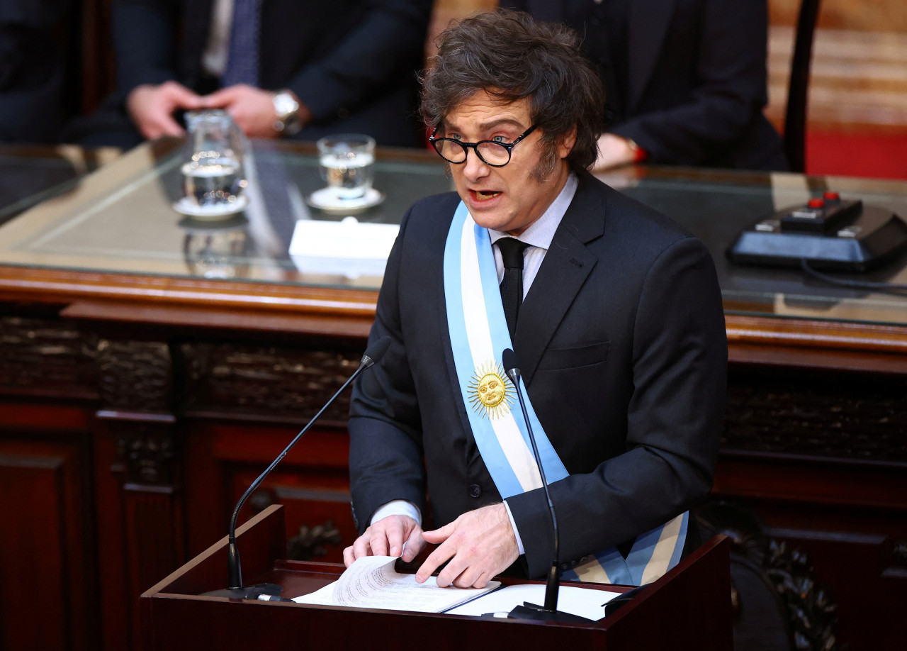 Javier Milei presentó el Presupuesto 2025 en el Congreso. Foto: Reuters